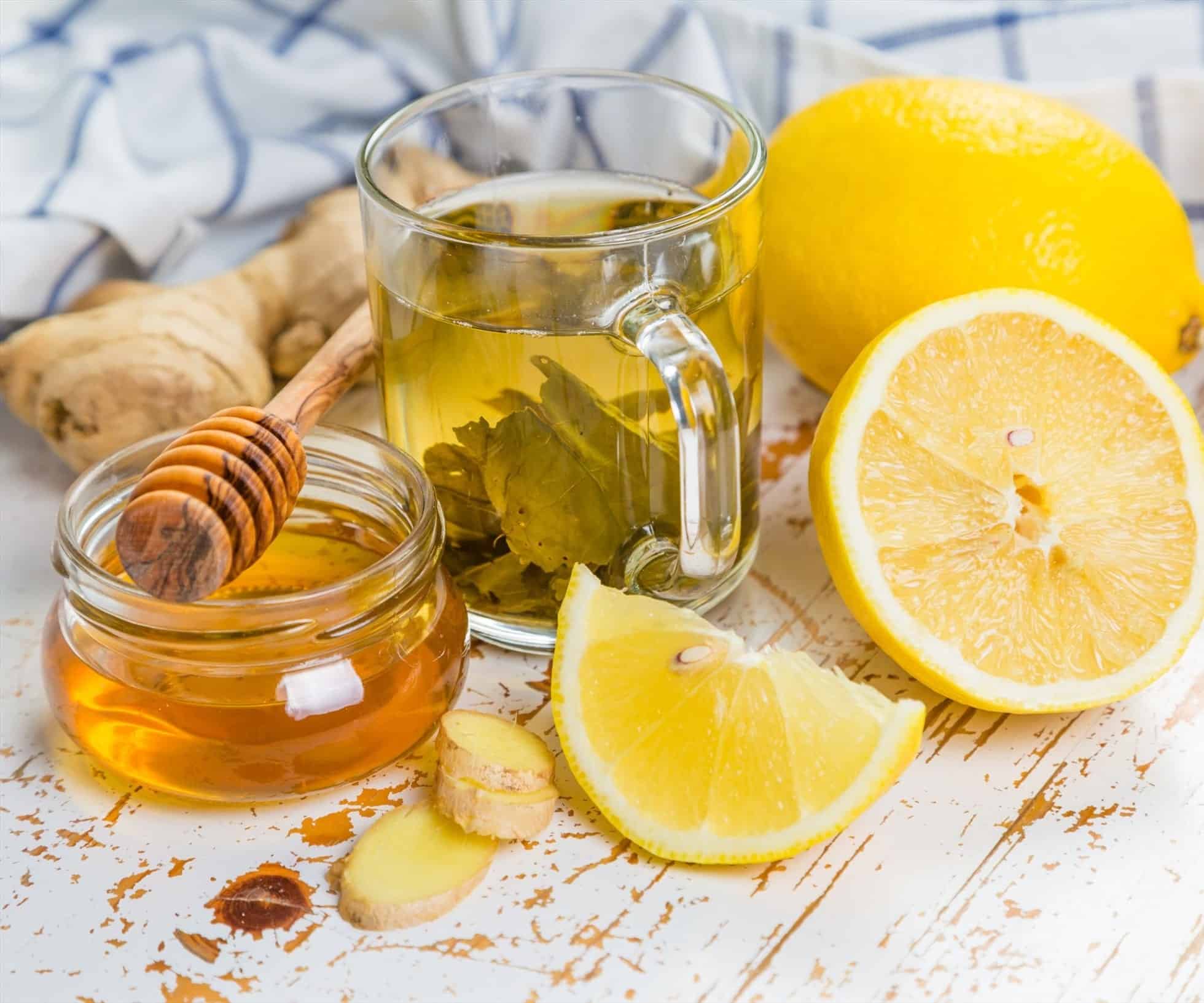 Chanh và mật ong giúp tăng cường sức đề kháng, giúp bà bầu hồi phục nhanh sau khi bị cảm cúm Chanh và mật ong giúp tăng cường sức đề kháng, giúp bà bầu hồi phục nhanh sau khi bị cảm cúm