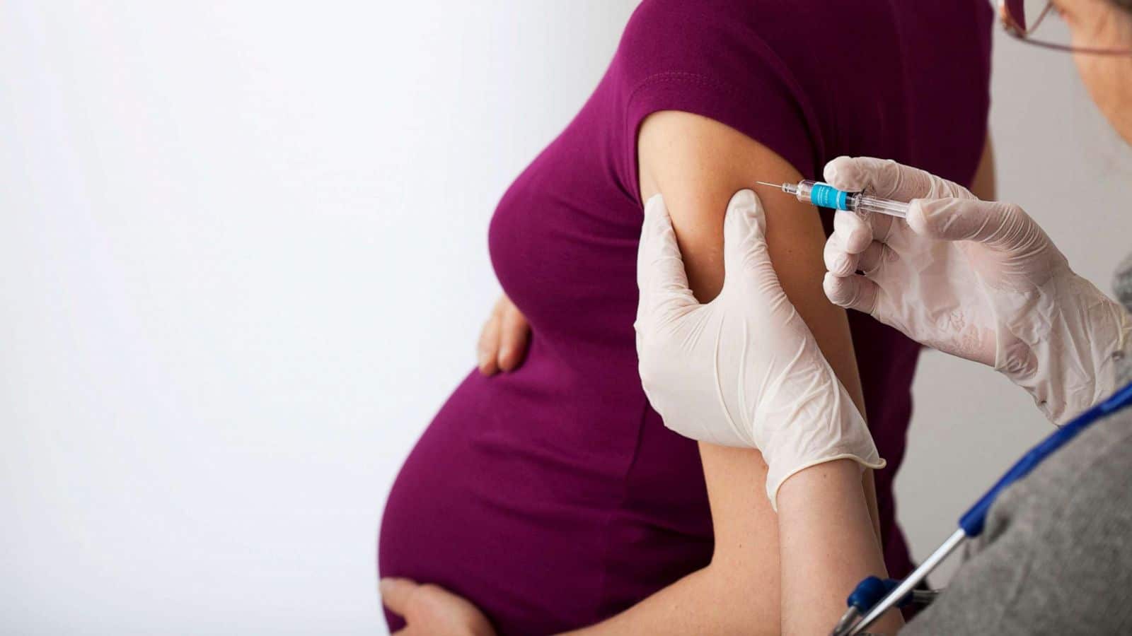Tiêm phòng cúm là biện pháp phòng ngừa cúm hiệu quả nhất Tiêm phòng cúm là biện pháp phòng ngừa cúm hiệu quả nhất