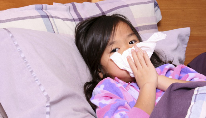 4 cách phòng tránh cảm cúm, viêm đường hô hấp cho trẻ trong mùa lạnh cha mẹ nào cũng cần biết
